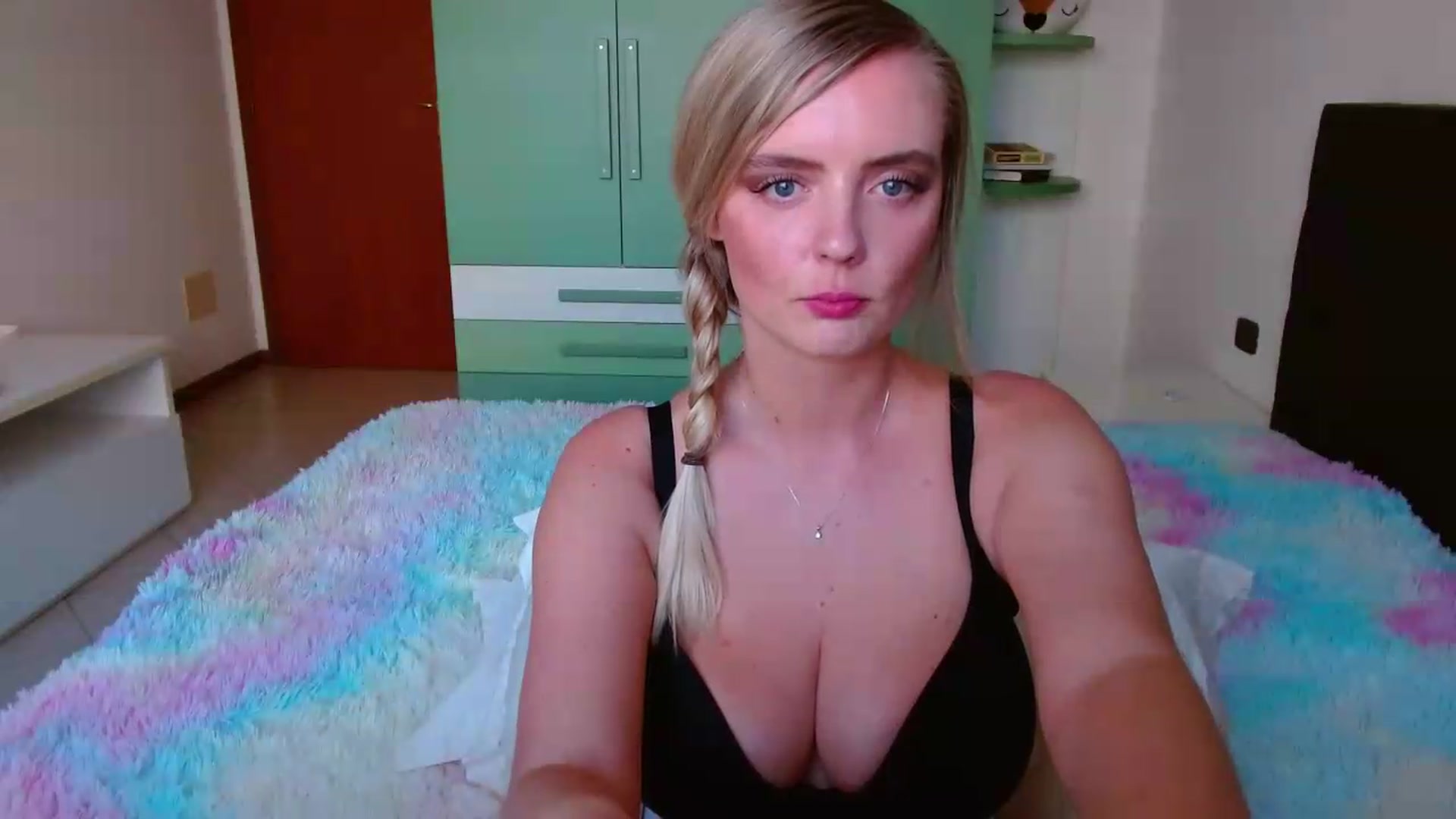 Gallery image thumbnail from MissAura's myfreecams stream on, 07/07/2026, 16:37 image 2 of 20