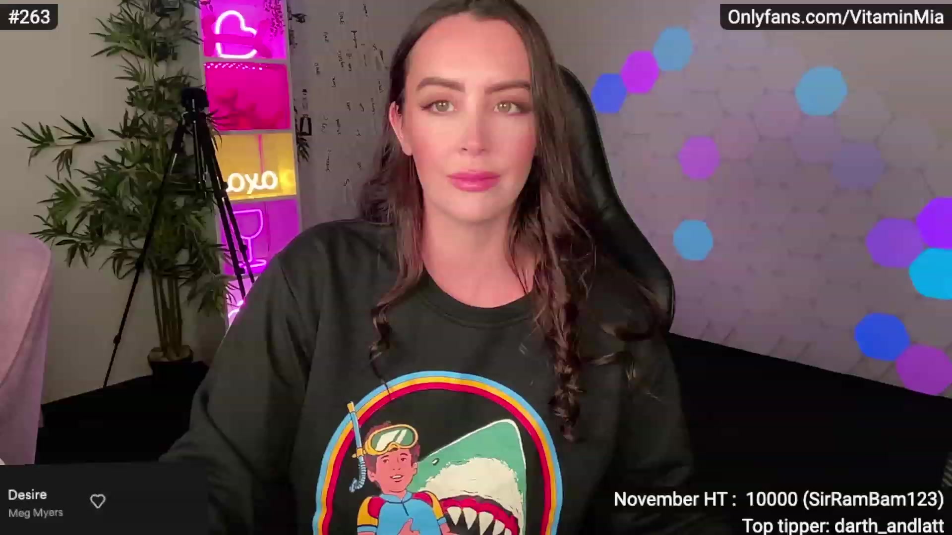 Gallery image thumbnail from MissAustralia's myfreecams stream on, 11/16/2022, 08:49 image 12 of 20