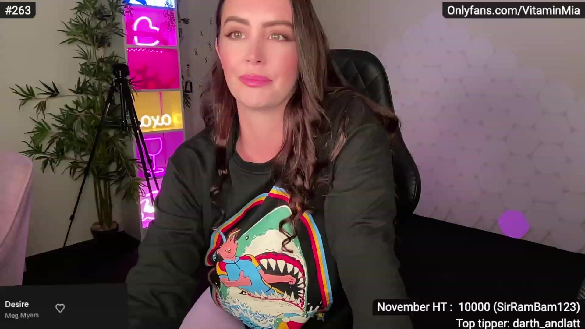 Gallery image thumbnail from MissAustralia's myfreecams stream on, 11/16/2022, 08:49 image 14 of 20