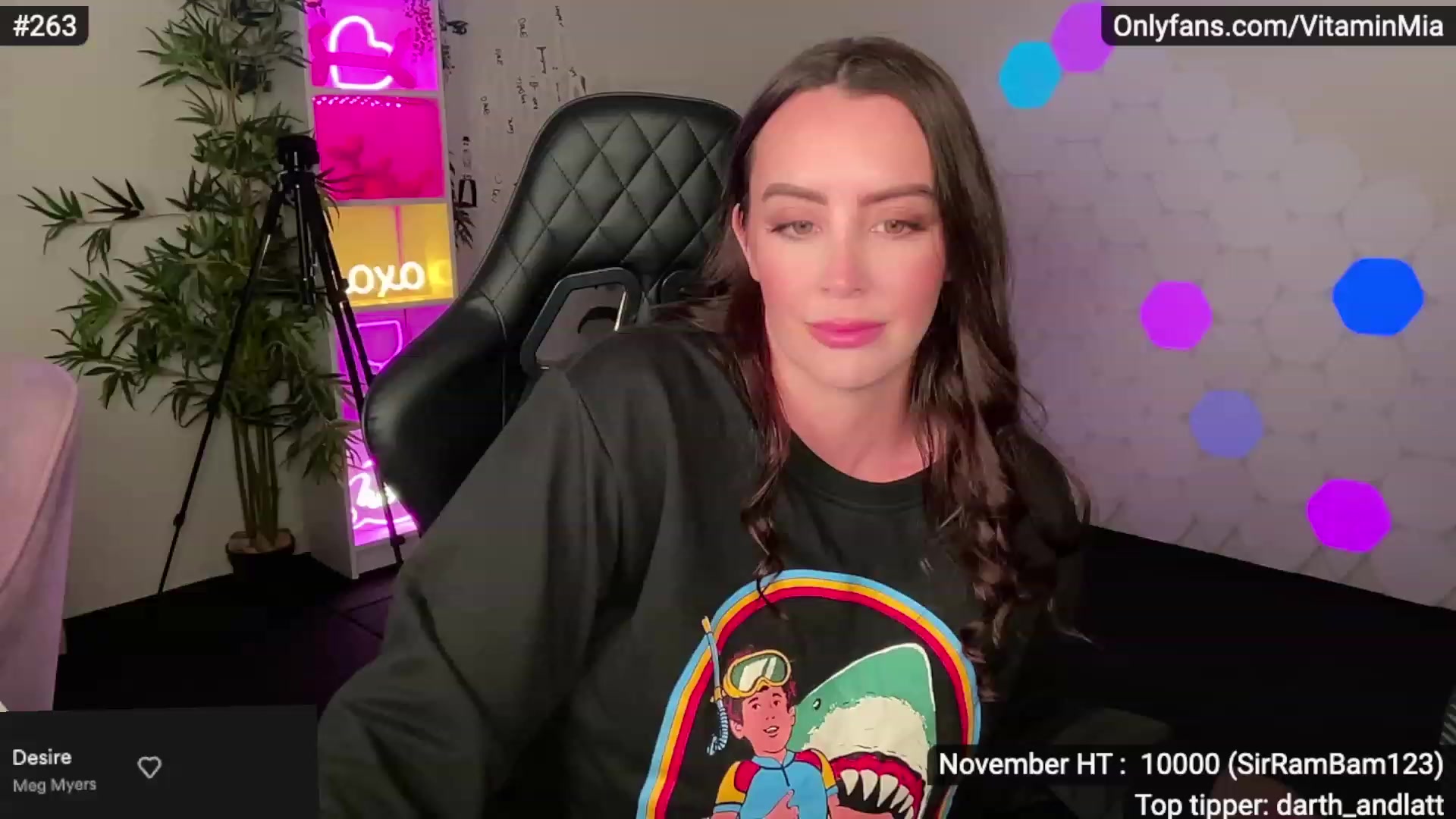 Gallery image thumbnail from MissAustralia's myfreecams stream on, 11/16/2022, 08:49 image 13 of 20