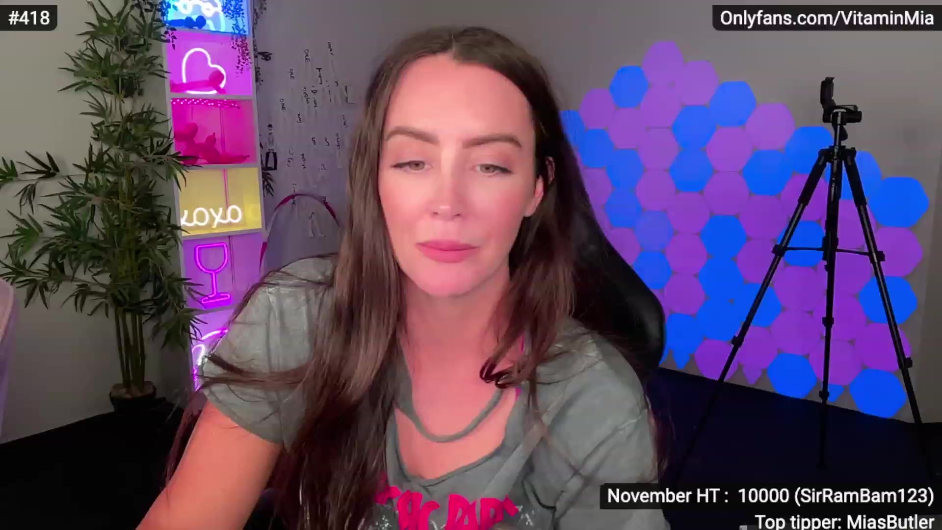 Gallery image thumbnail from MissAustralia's myfreecams stream on, 11/25/2022, 07:20 image 6 of 20