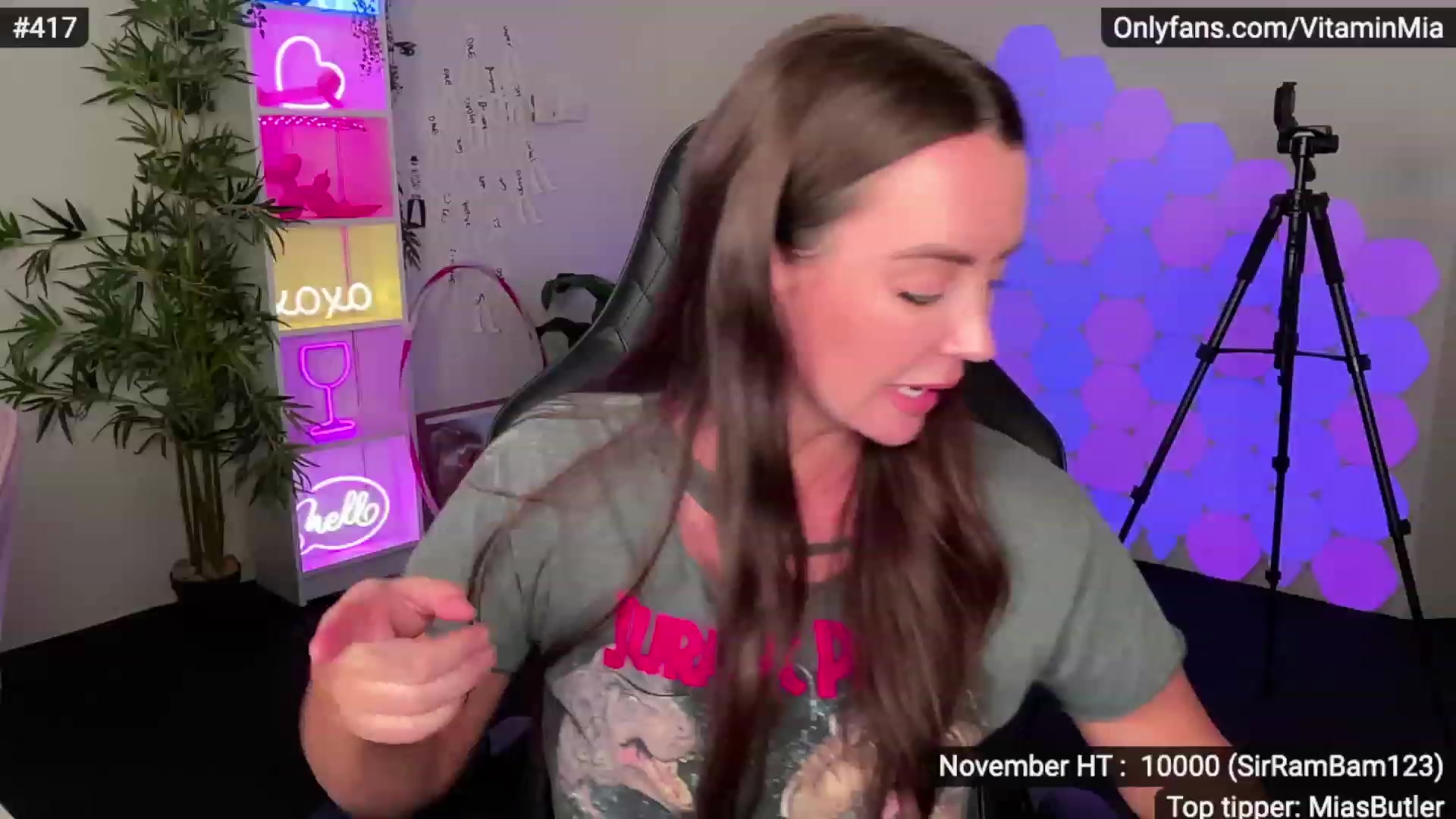 Gallery image thumbnail from MissAustralia's myfreecams stream on, 11/25/2022, 07:44 image 18 of 20