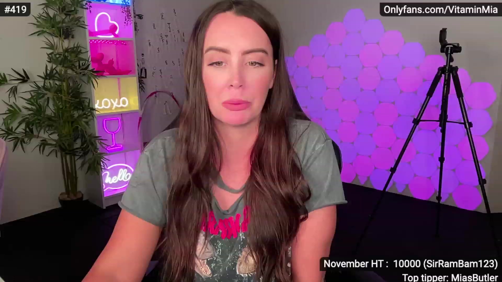 Gallery image thumbnail from MissAustralia's myfreecams stream on, 11/25/2022, 07:44 image 4 of 20