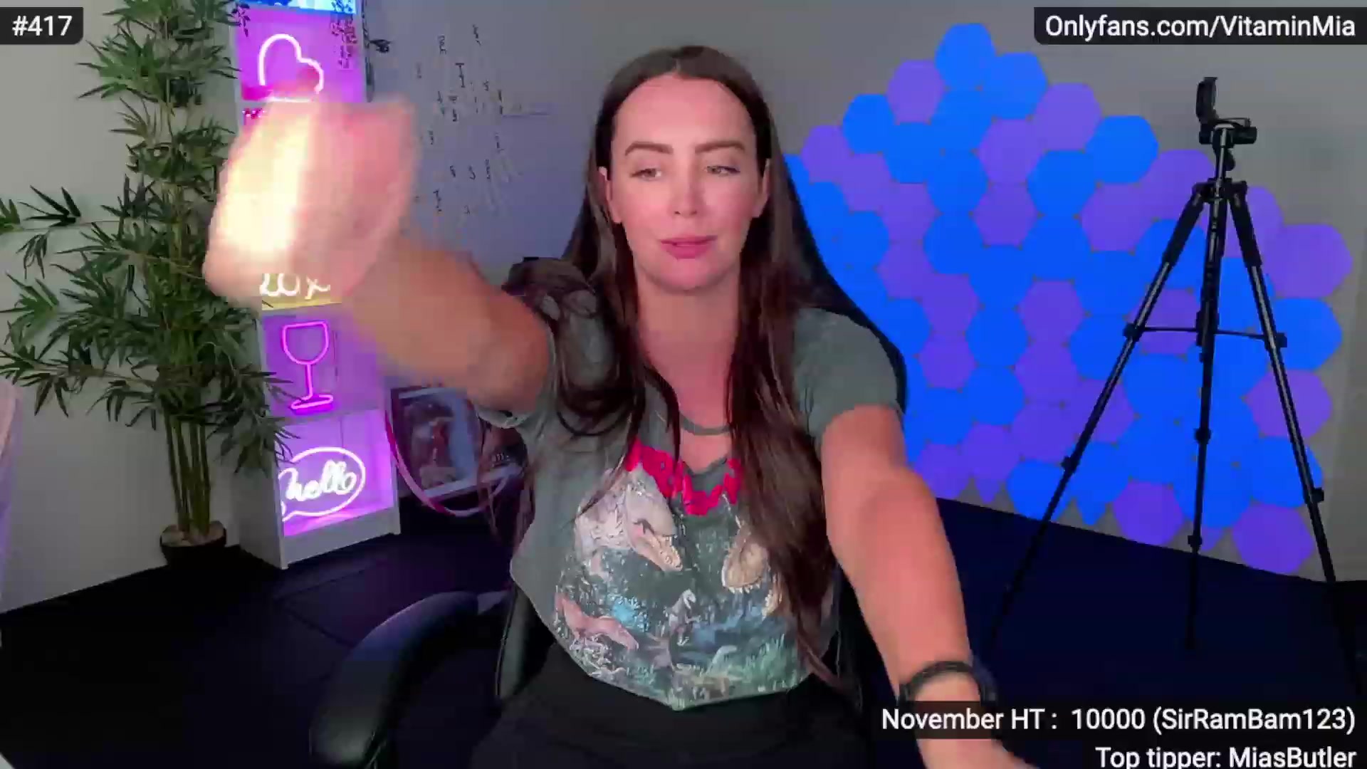 Gallery image thumbnail from MissAustralia's myfreecams stream on, 11/25/2022, 07:44 image 14 of 20