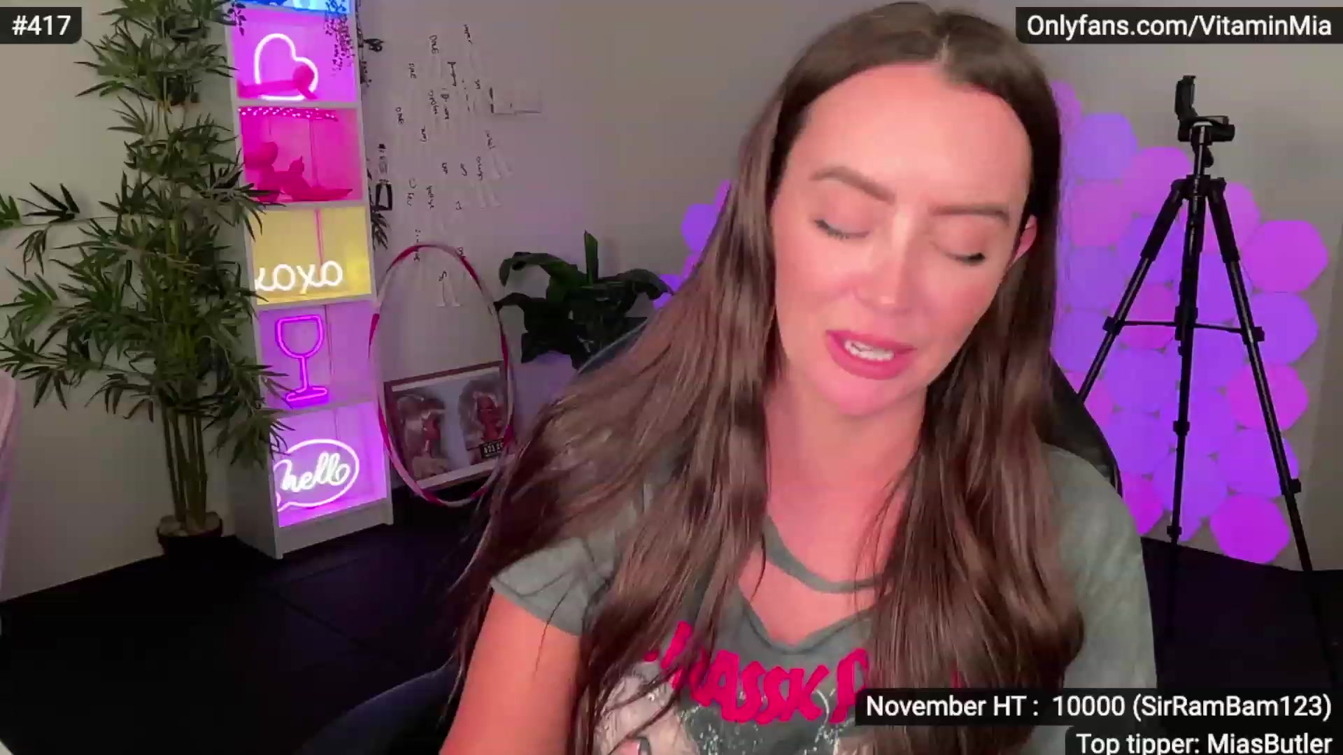 Gallery image thumbnail from MissAustralia's myfreecams stream on, 11/25/2022, 07:44 image 15 of 20