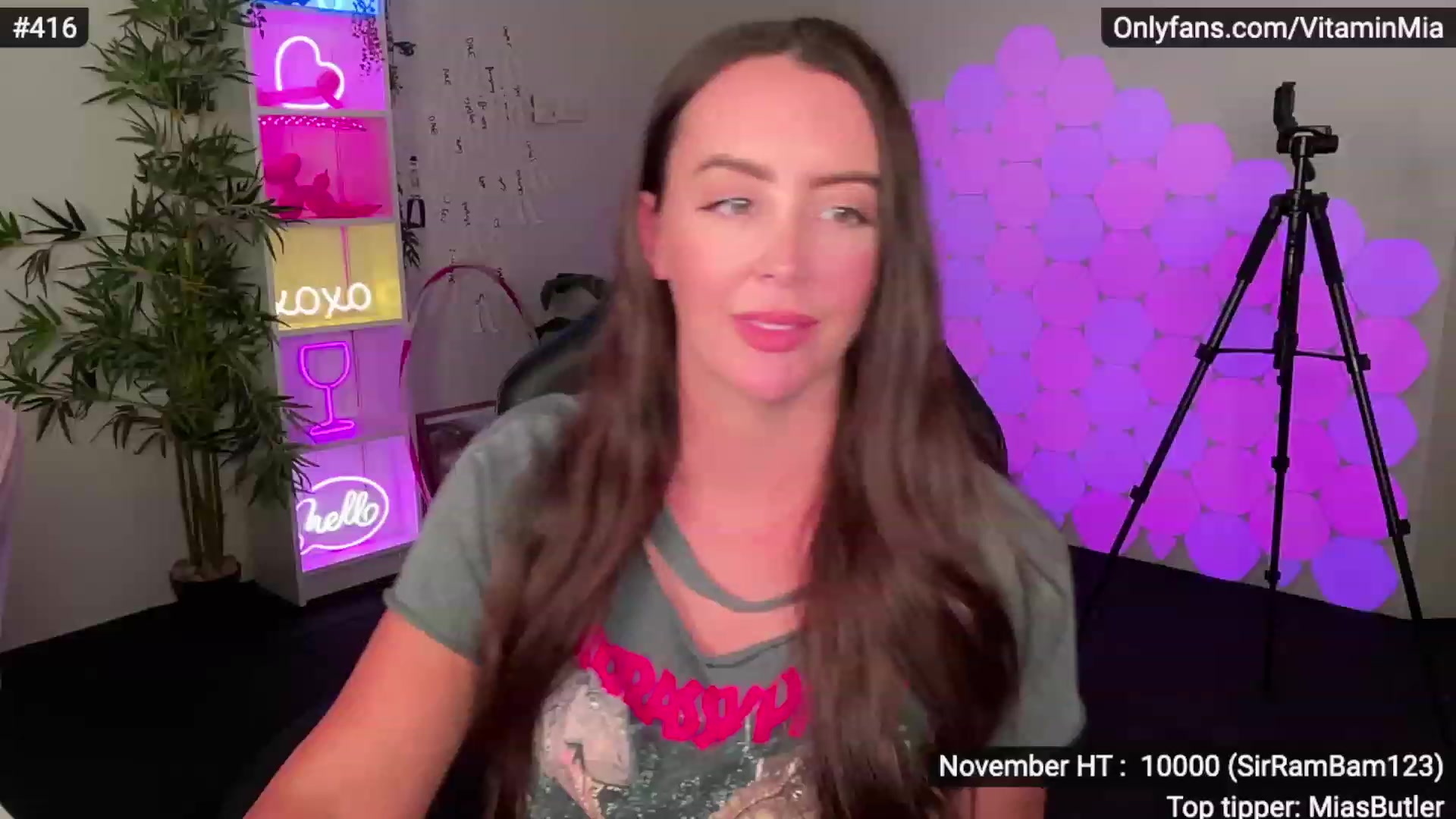 Gallery image thumbnail from MissAustralia's myfreecams stream on, 11/25/2022, 08:03 image 13 of 20