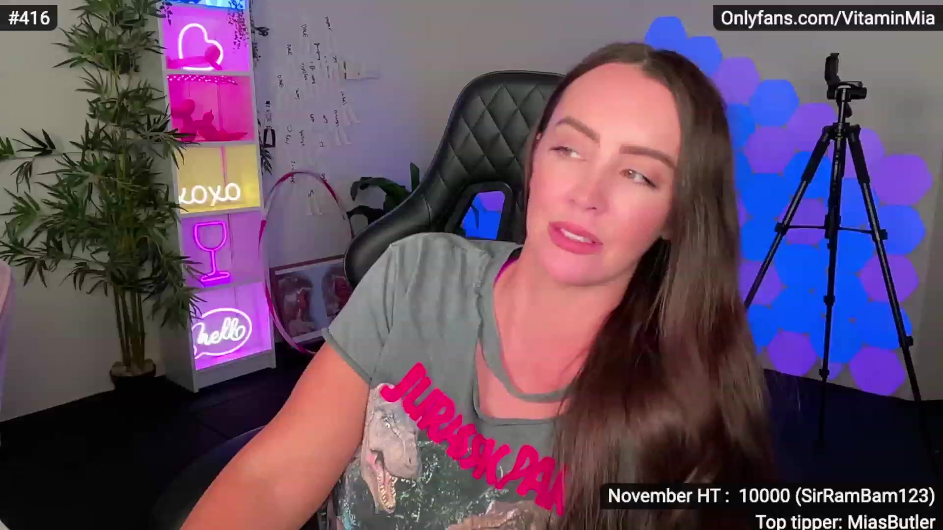 Gallery image thumbnail from MissAustralia's myfreecams stream on, 11/25/2022, 08:03 image 10 of 20