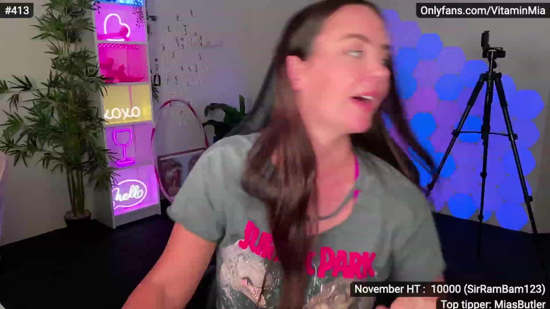 Gallery image thumbnail from MissAustralia's myfreecams stream on, 11/25/2022, 08:03 image 18 of 20