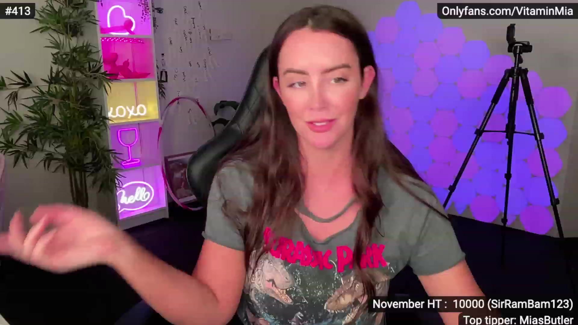 Gallery image thumbnail from MissAustralia's myfreecams stream on, 11/25/2022, 08:21 image 4 of 20