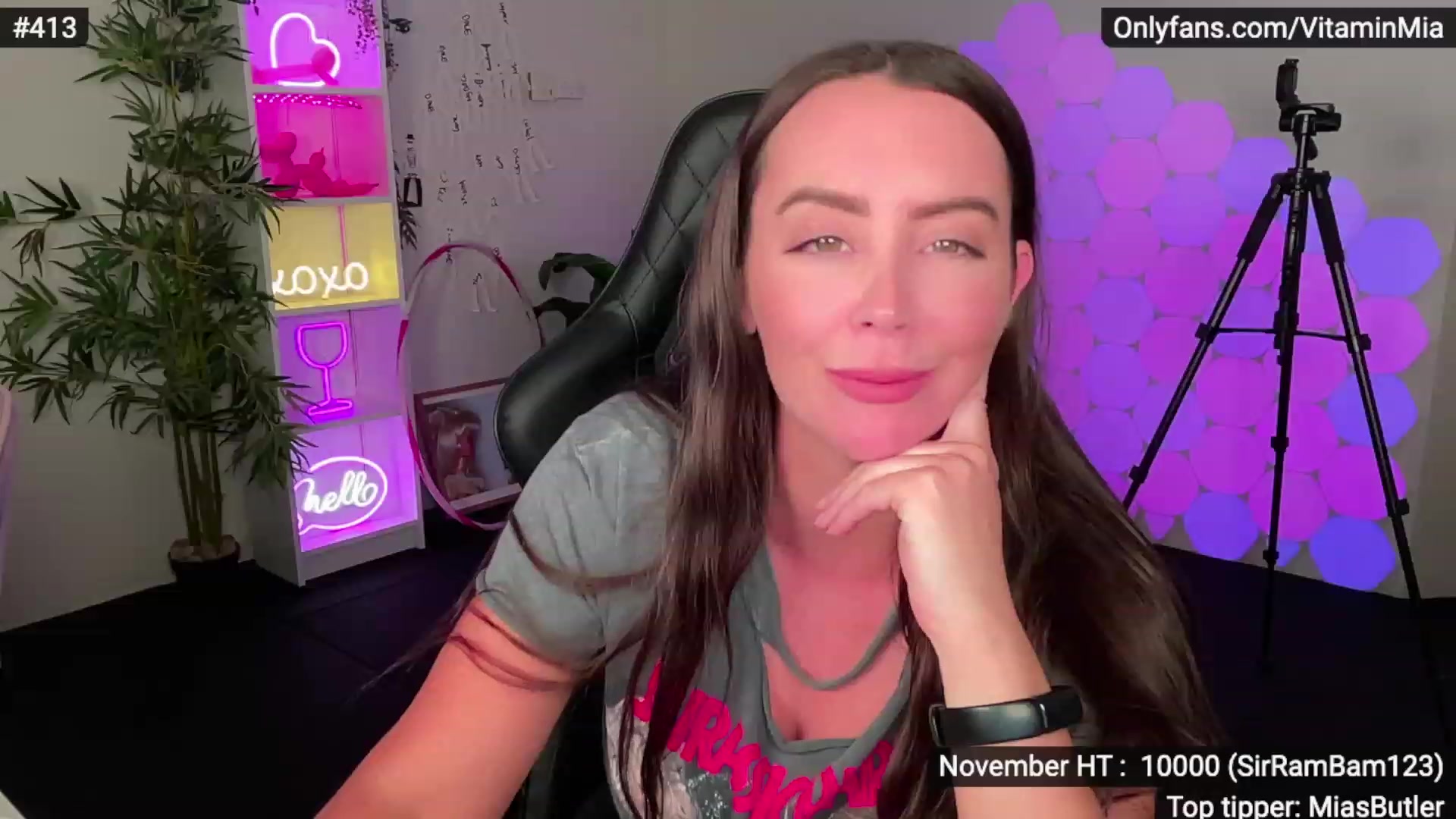 Gallery image thumbnail from MissAustralia's myfreecams stream on, 11/25/2022, 08:21 image 11 of 20