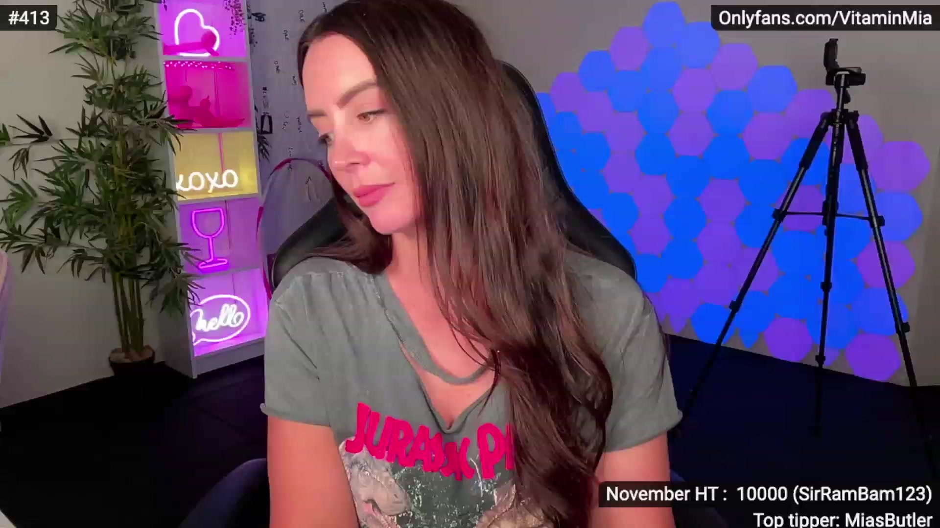Gallery image thumbnail from MissAustralia's myfreecams stream on, 11/25/2022, 08:21 image 18 of 20