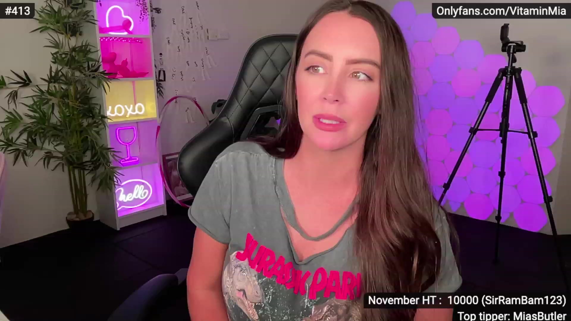 Gallery image thumbnail from MissAustralia's myfreecams stream on, 11/25/2022, 08:21 image 17 of 20