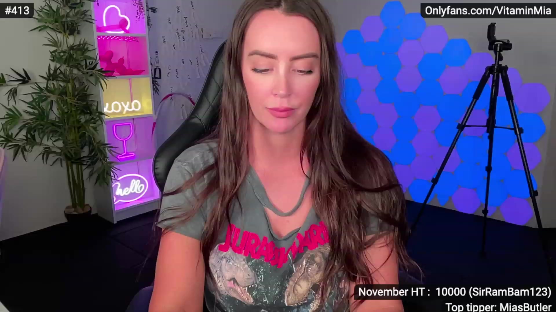 Gallery image thumbnail from MissAustralia's myfreecams stream on, 11/25/2022, 08:21 image 10 of 20