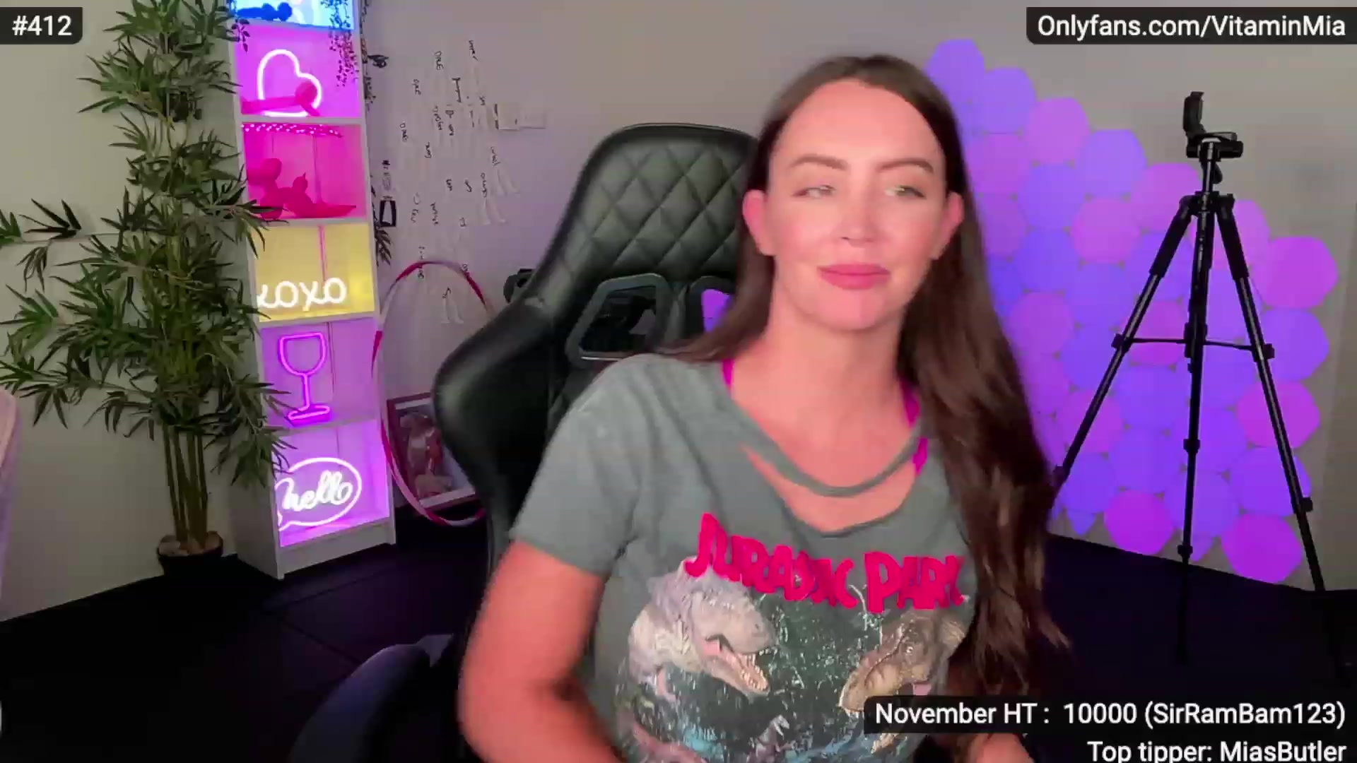 Gallery image thumbnail from MissAustralia's myfreecams stream on, 11/25/2022, 08:41 image 12 of 20