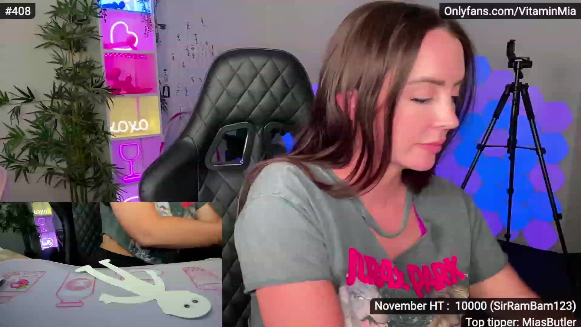 Gallery image thumbnail from MissAustralia's myfreecams stream on, 11/25/2022, 08:41 image 17 of 20