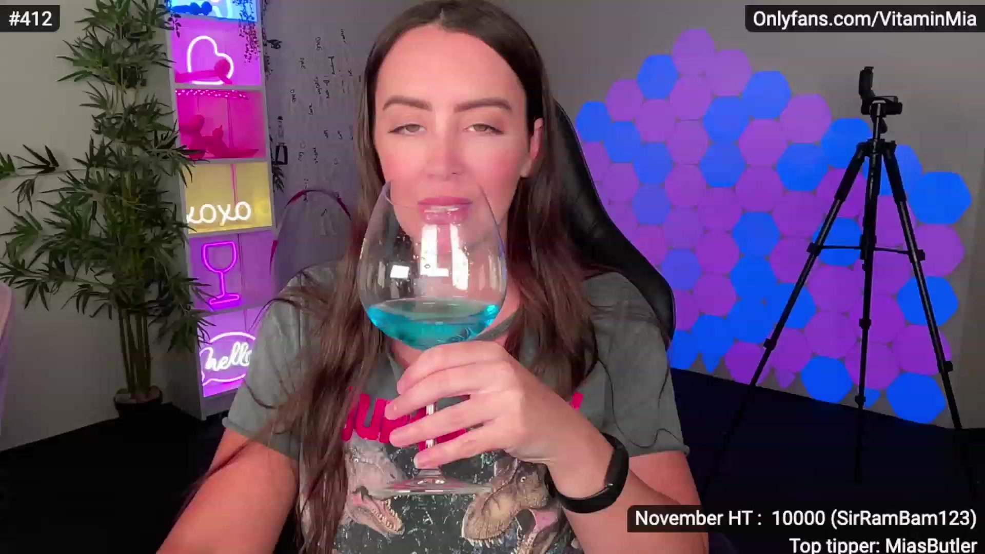 Gallery image thumbnail from MissAustralia's myfreecams stream on, 11/25/2022, 08:41 image 4 of 20