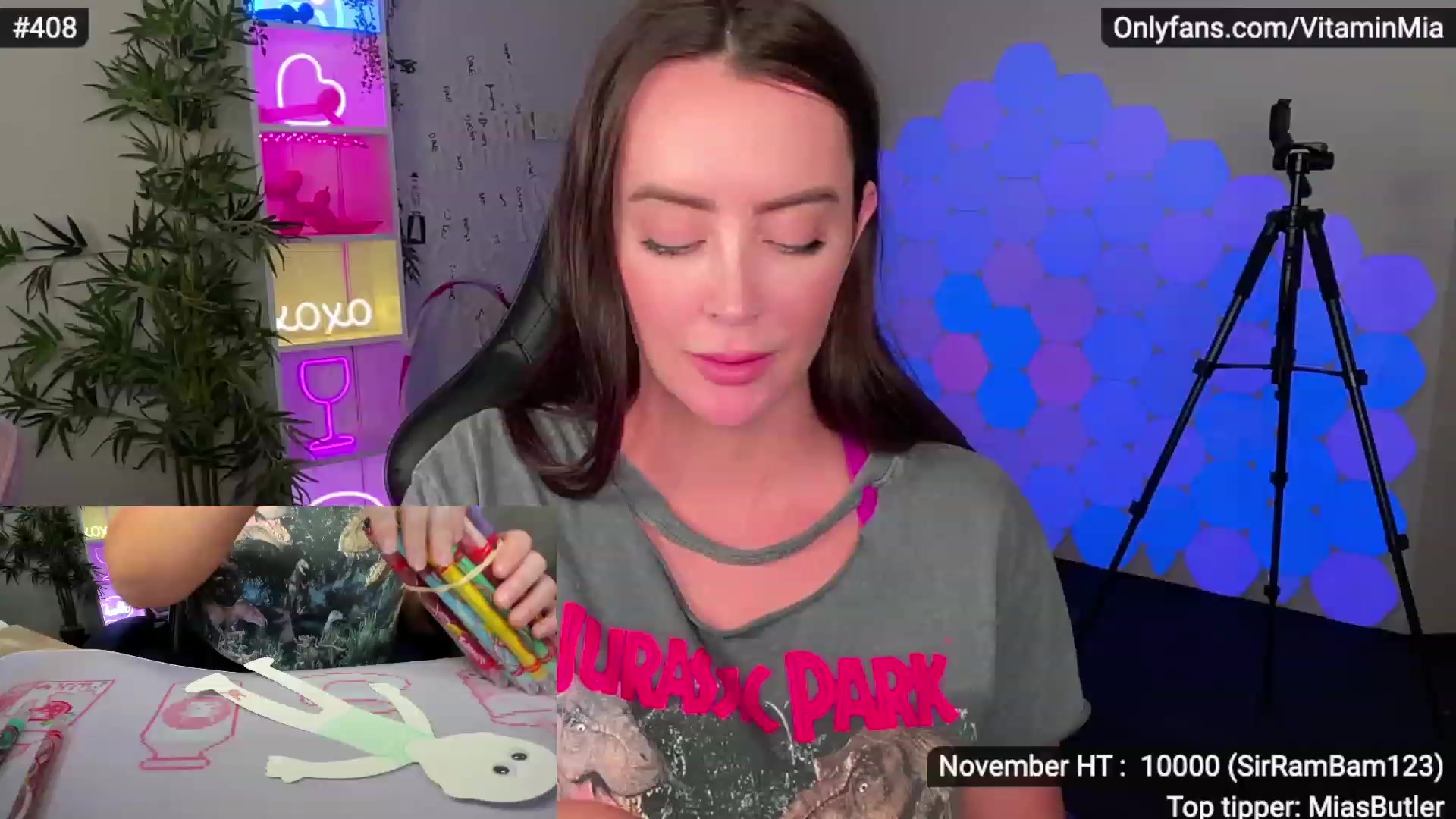Gallery image thumbnail from MissAustralia's myfreecams stream on, 11/25/2022, 08:41 image 19 of 20