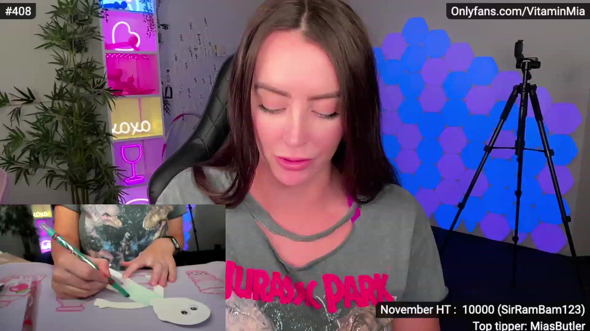 Gallery image thumbnail from MissAustralia's myfreecams stream on, 11/25/2022, 08:41 image 18 of 20
