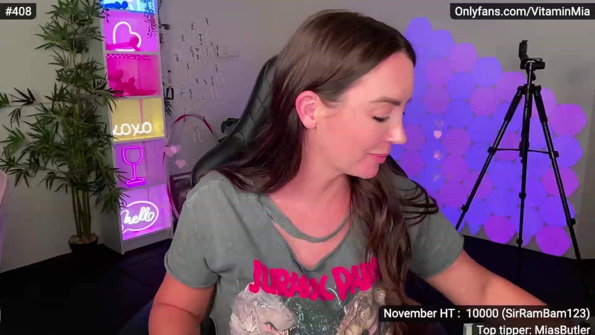 Gallery image thumbnail from MissAustralia's myfreecams stream on, 11/25/2022, 08:41 image 13 of 20