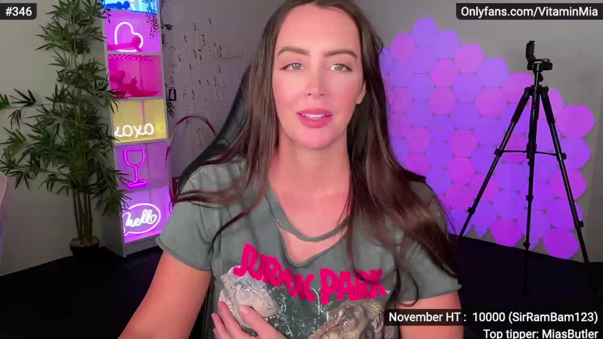 Gallery image thumbnail from MissAustralia's myfreecams stream on, 11/25/2022, 09:06 image 9 of 20