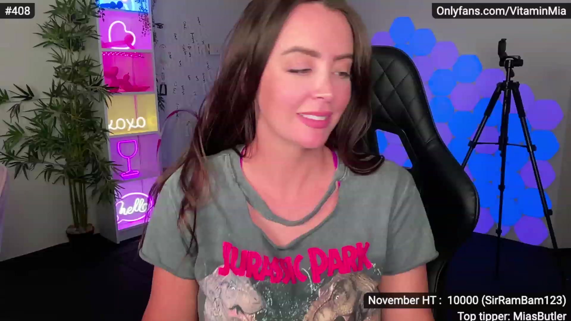 Gallery image thumbnail from MissAustralia's myfreecams stream on, 11/25/2022, 09:06 image 3 of 20