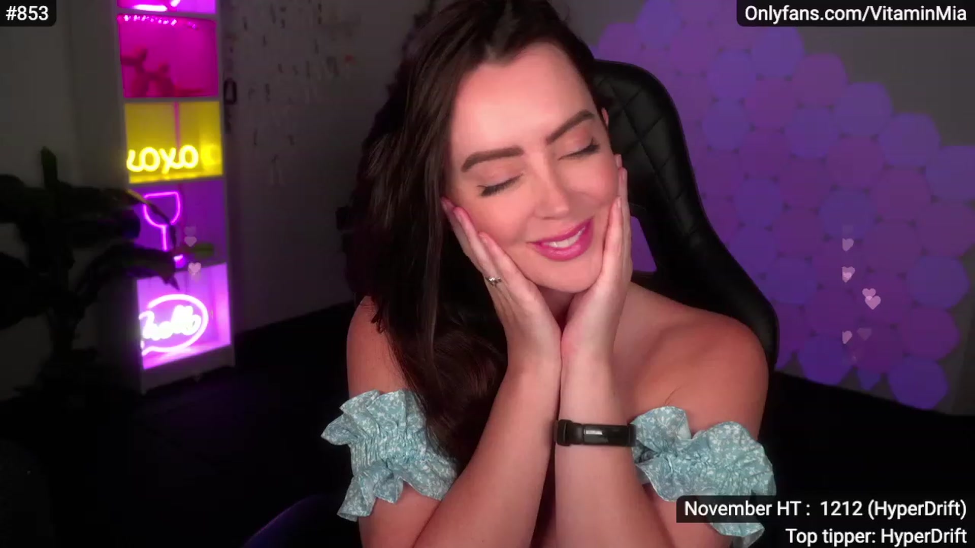 Gallery image thumbnail from MissAustralia's myfreecams stream on, 12/02/2022, 08:08 image 11 of 20