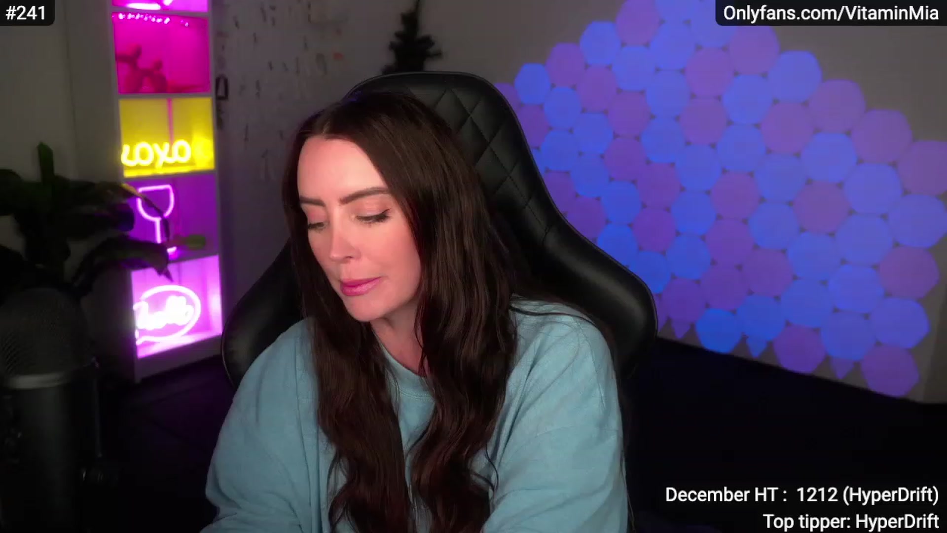 Gallery image thumbnail from MissAustralia's myfreecams stream on, 12/02/2022, 08:37 image 14 of 20