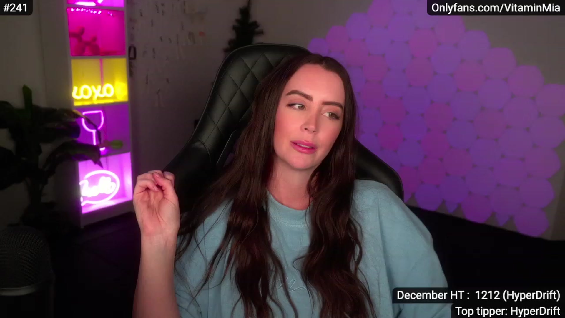 Gallery image thumbnail from MissAustralia's myfreecams stream on, 12/02/2022, 08:37 image 15 of 20