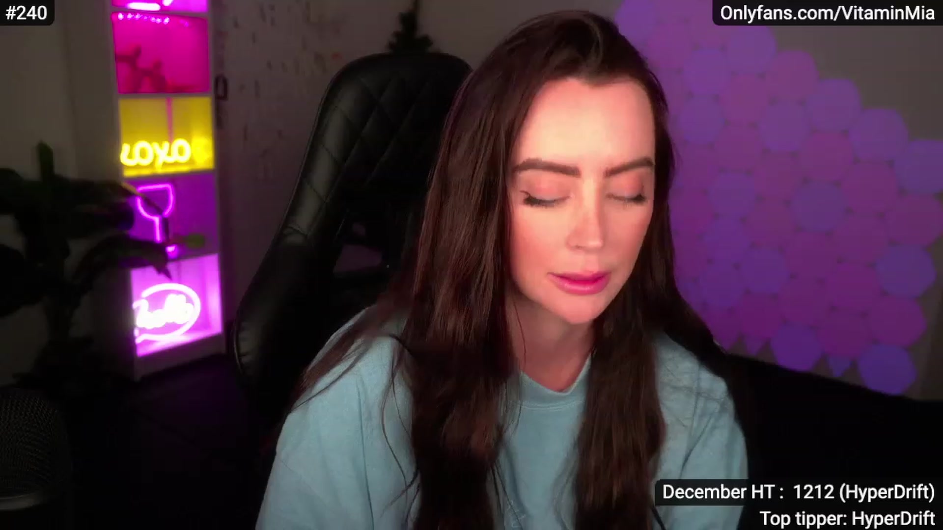 Gallery image thumbnail from MissAustralia's myfreecams stream on, 12/02/2022, 08:37 image 6 of 20