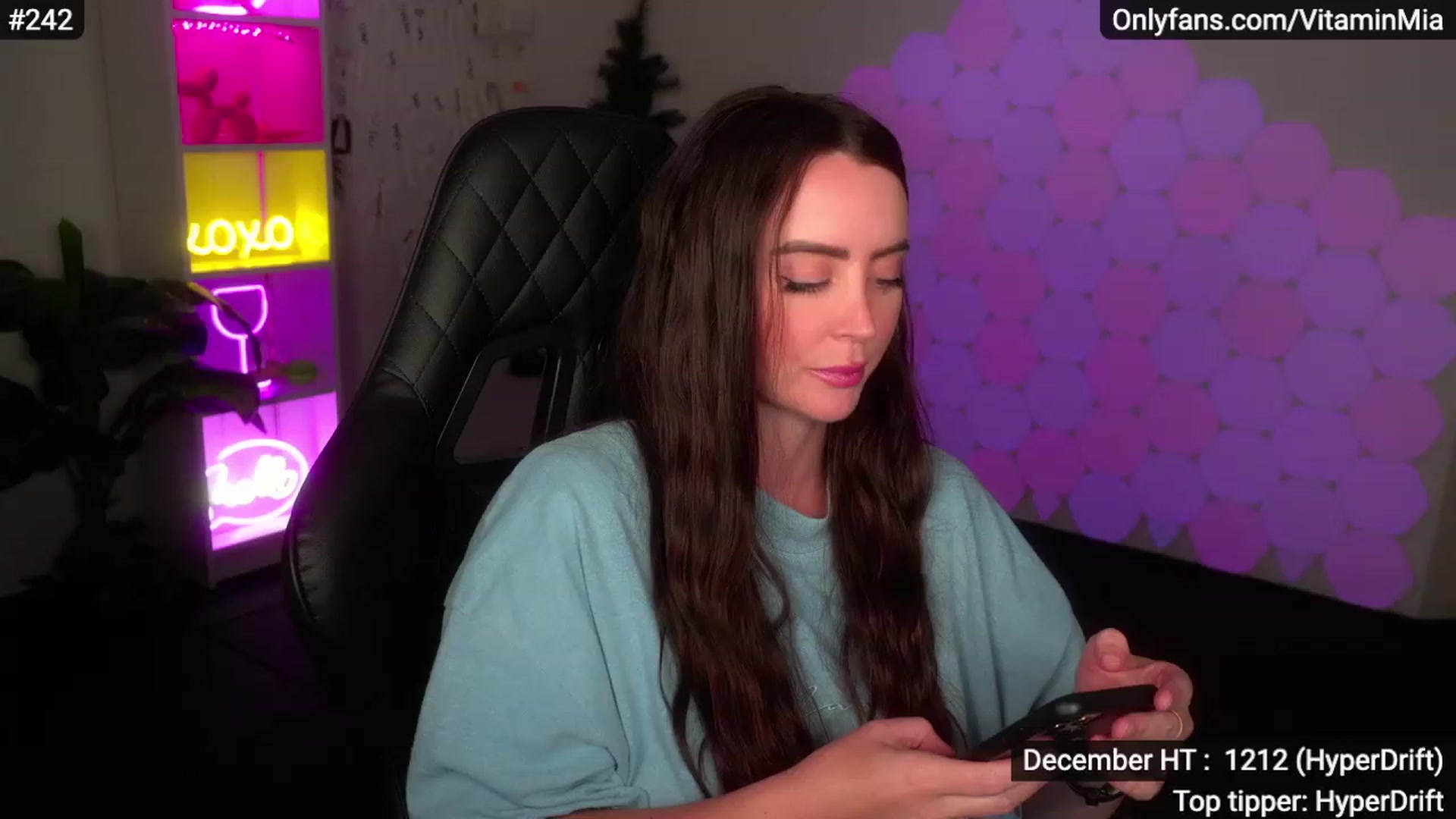 Gallery image thumbnail from MissAustralia's myfreecams stream on, 12/02/2022, 09:42 image 1 of 20