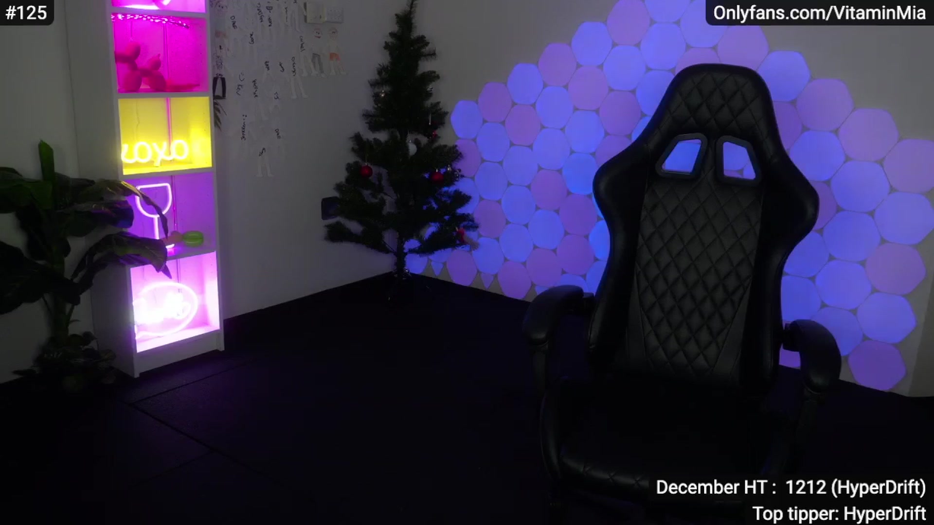 Gallery image thumbnail from MissAustralia's myfreecams stream on, 12/02/2022, 09:42 image 20 of 20