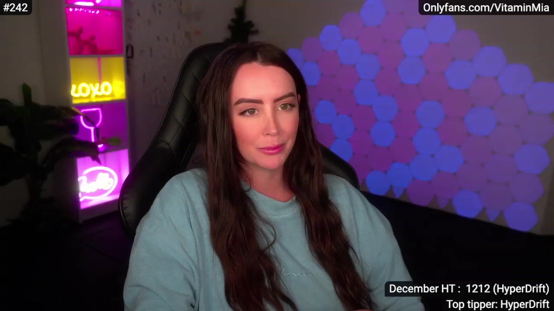Gallery image thumbnail from MissAustralia's myfreecams stream on, 12/02/2022, 09:42 image 2 of 20