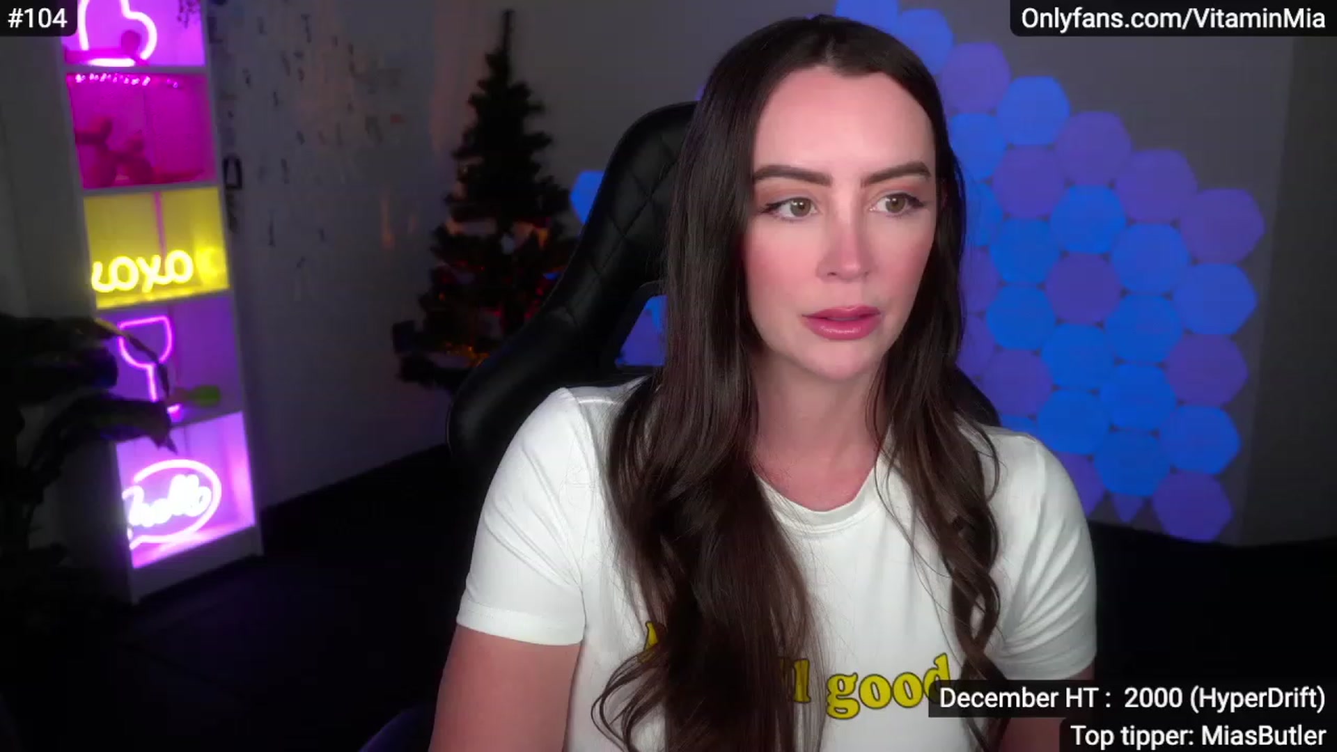 Gallery image thumbnail from MissAustralia's myfreecams stream on, 12/04/2022, 06:30 image 14 of 20