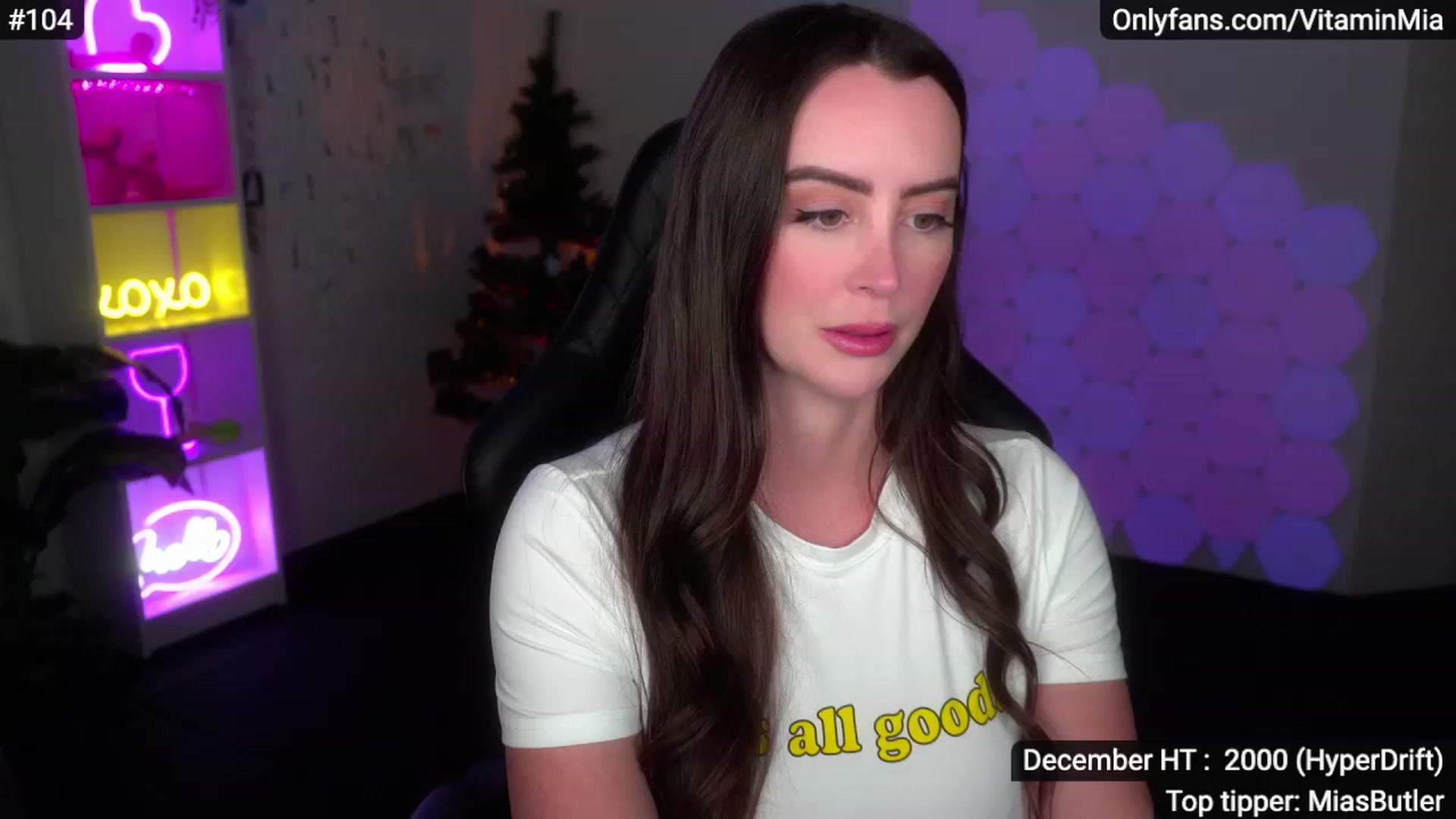 Gallery image thumbnail from MissAustralia's myfreecams stream on, 12/04/2022, 06:30 image 12 of 20