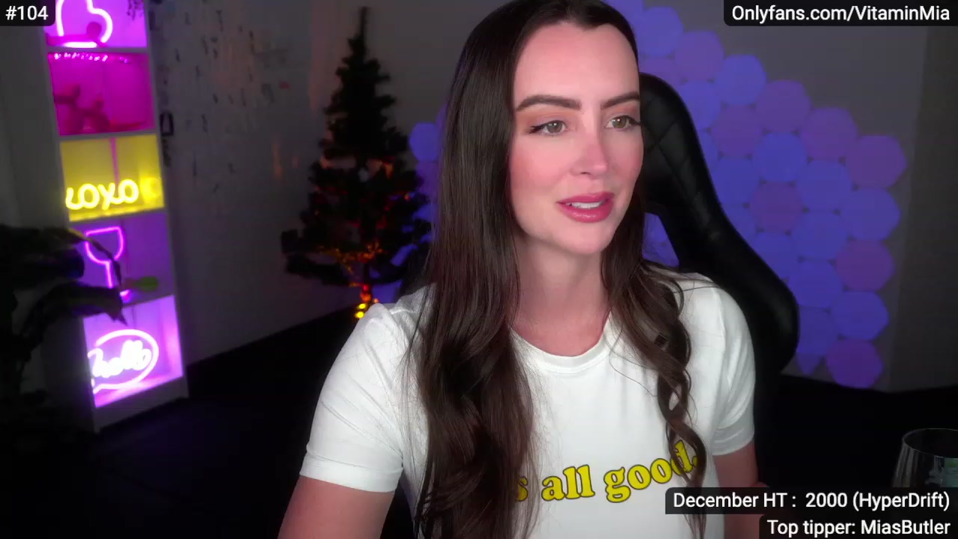 Gallery image thumbnail from MissAustralia's myfreecams stream on, 12/04/2022, 06:30 image 6 of 20