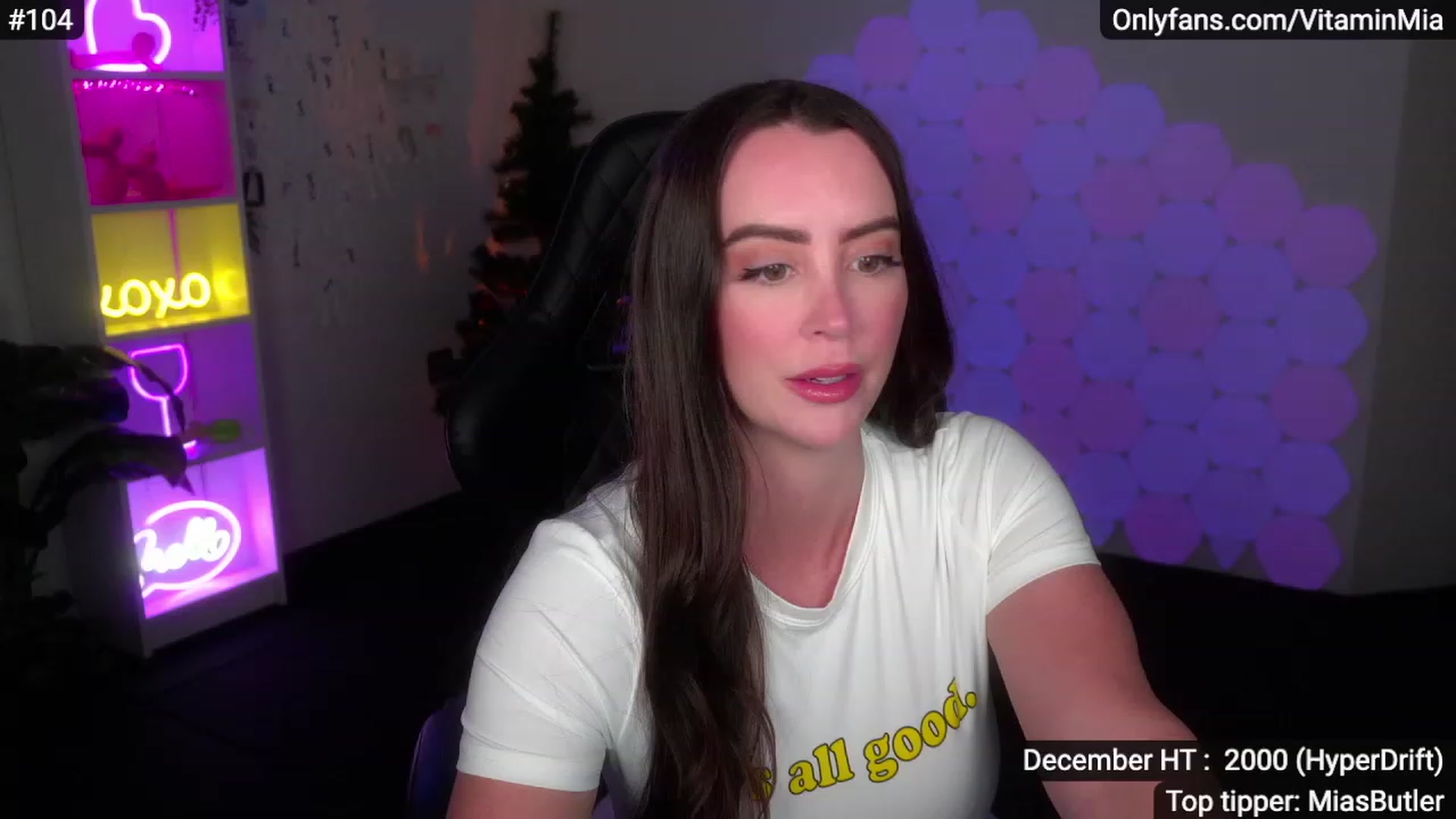 Gallery image thumbnail from MissAustralia's myfreecams stream on, 12/04/2022, 06:30 image 2 of 20