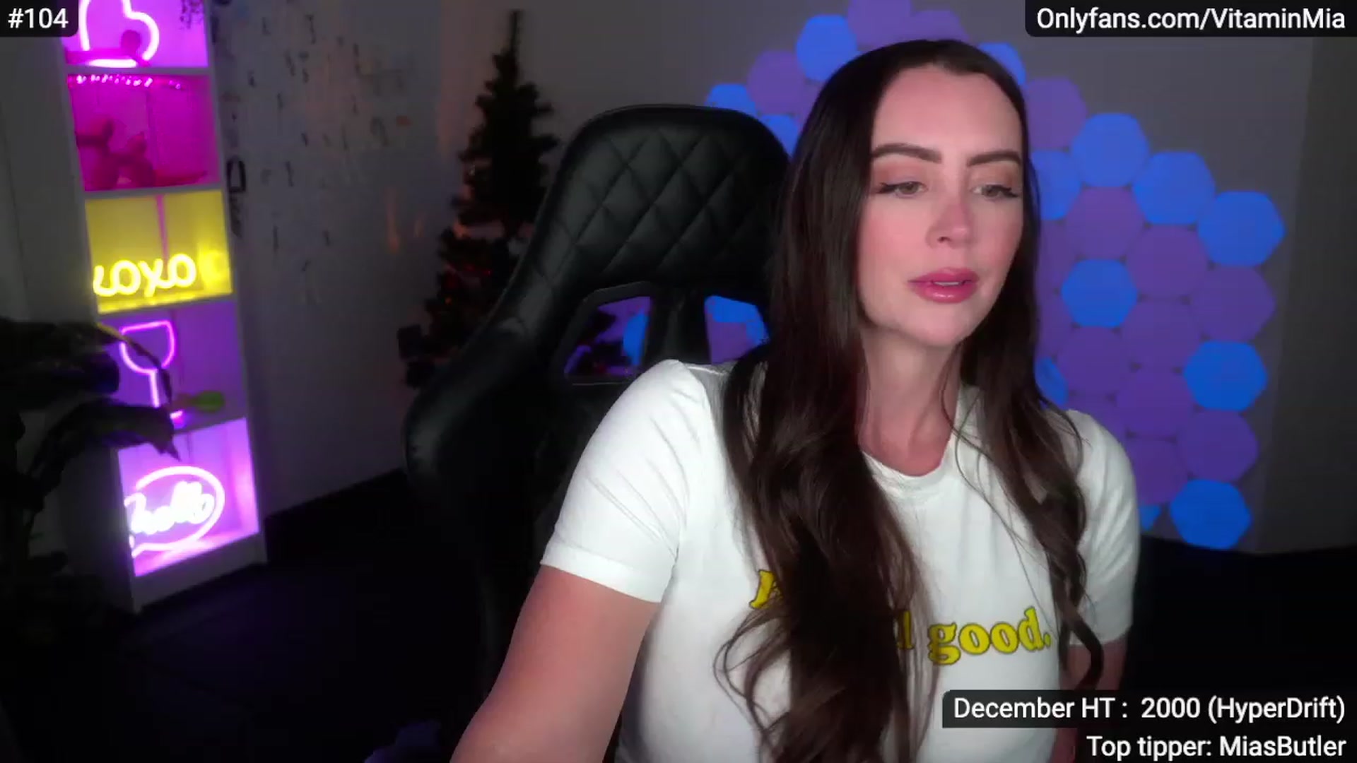 Gallery image thumbnail from MissAustralia's myfreecams stream on, 12/04/2022, 06:30 image 16 of 20