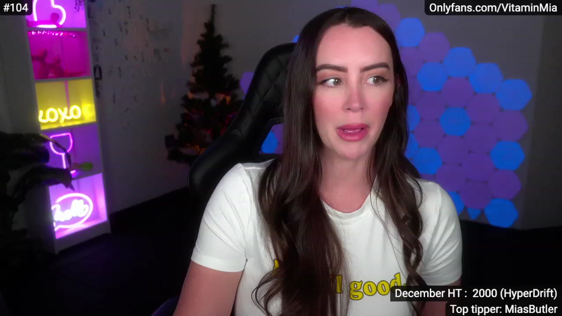 Gallery image thumbnail from MissAustralia's myfreecams stream on, 12/04/2022, 06:30 image 15 of 20