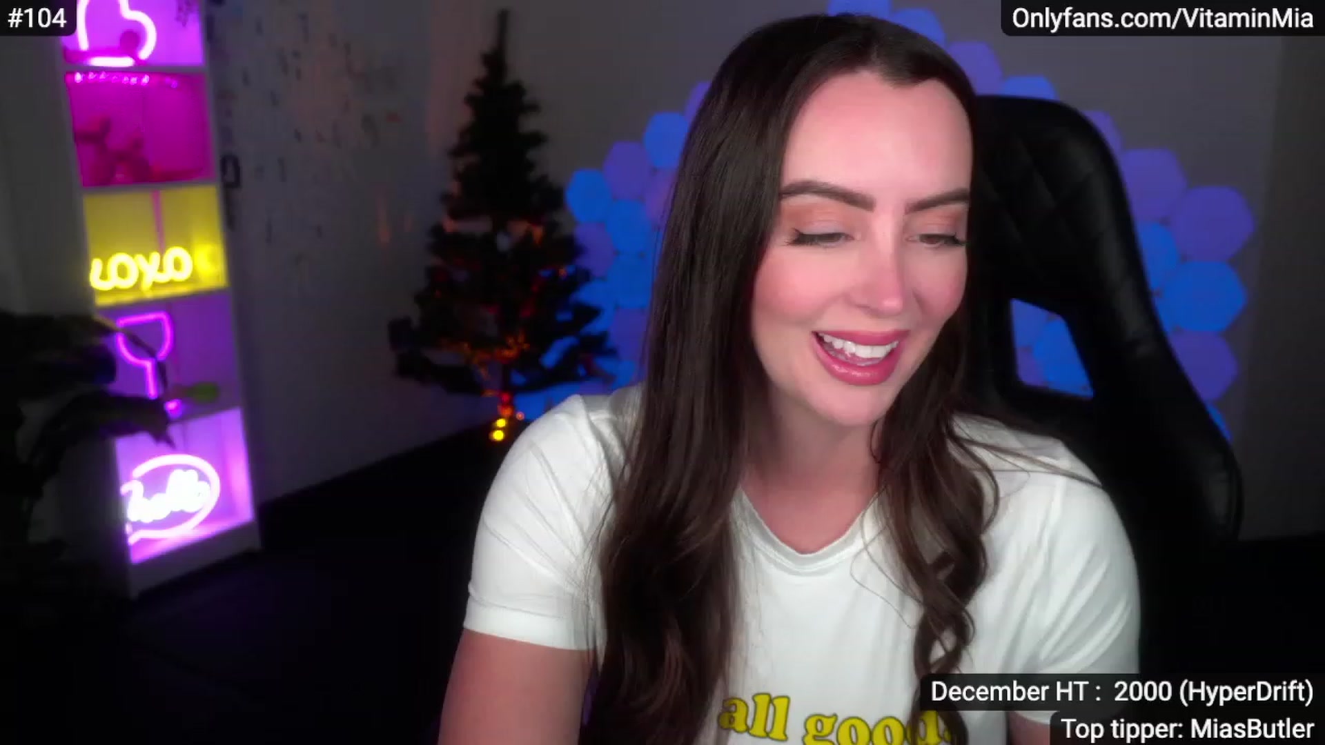 Gallery image thumbnail from MissAustralia's myfreecams stream on, 12/04/2022, 06:30 image 7 of 20