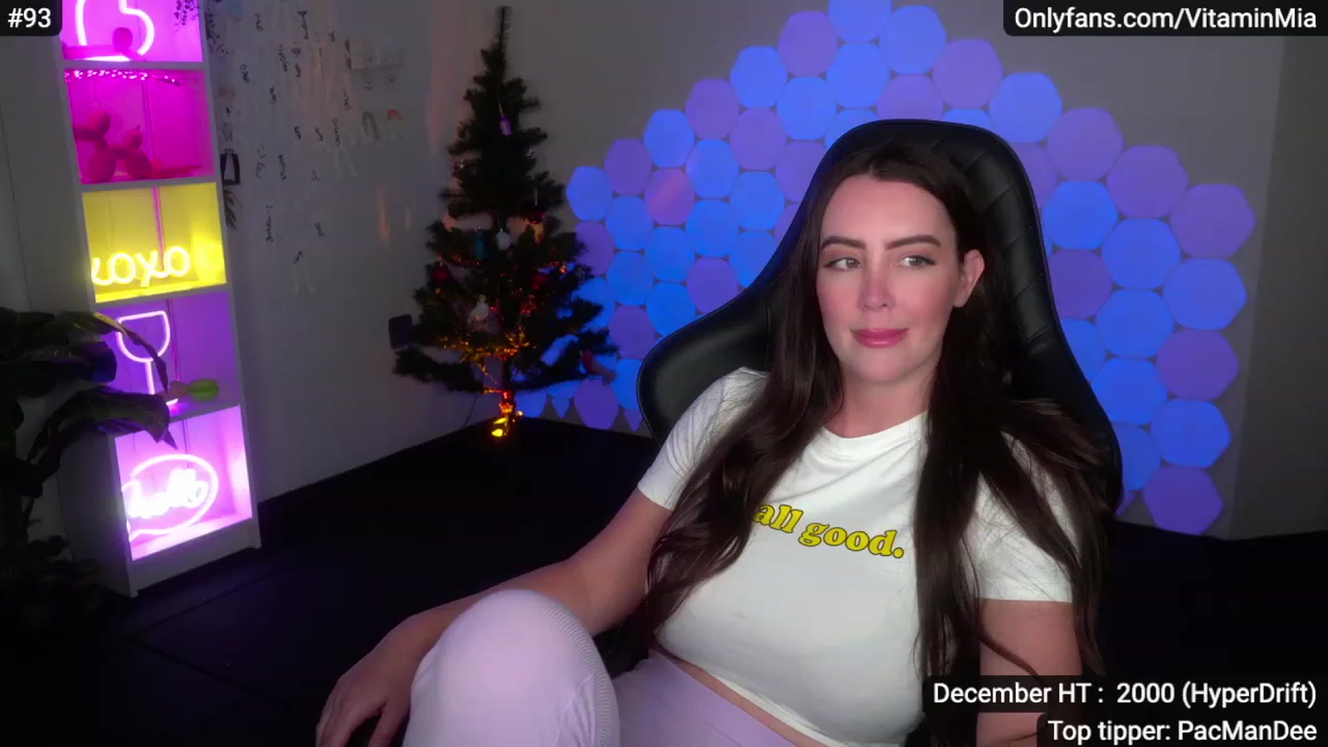 Gallery image thumbnail from MissAustralia's myfreecams stream on, 12/04/2022, 07:14 image 18 of 20