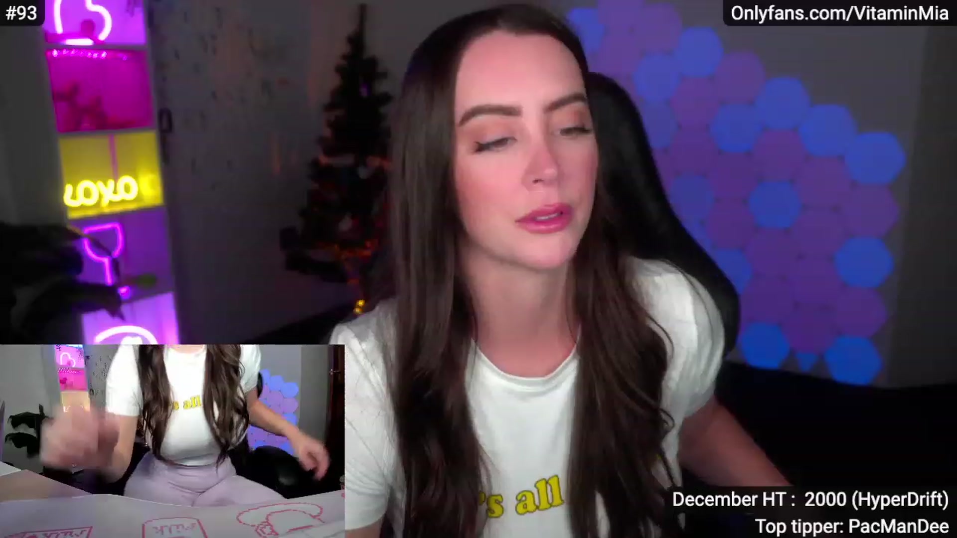 Gallery image thumbnail from MissAustralia's myfreecams stream on, 12/04/2022, 07:14 image 19 of 20