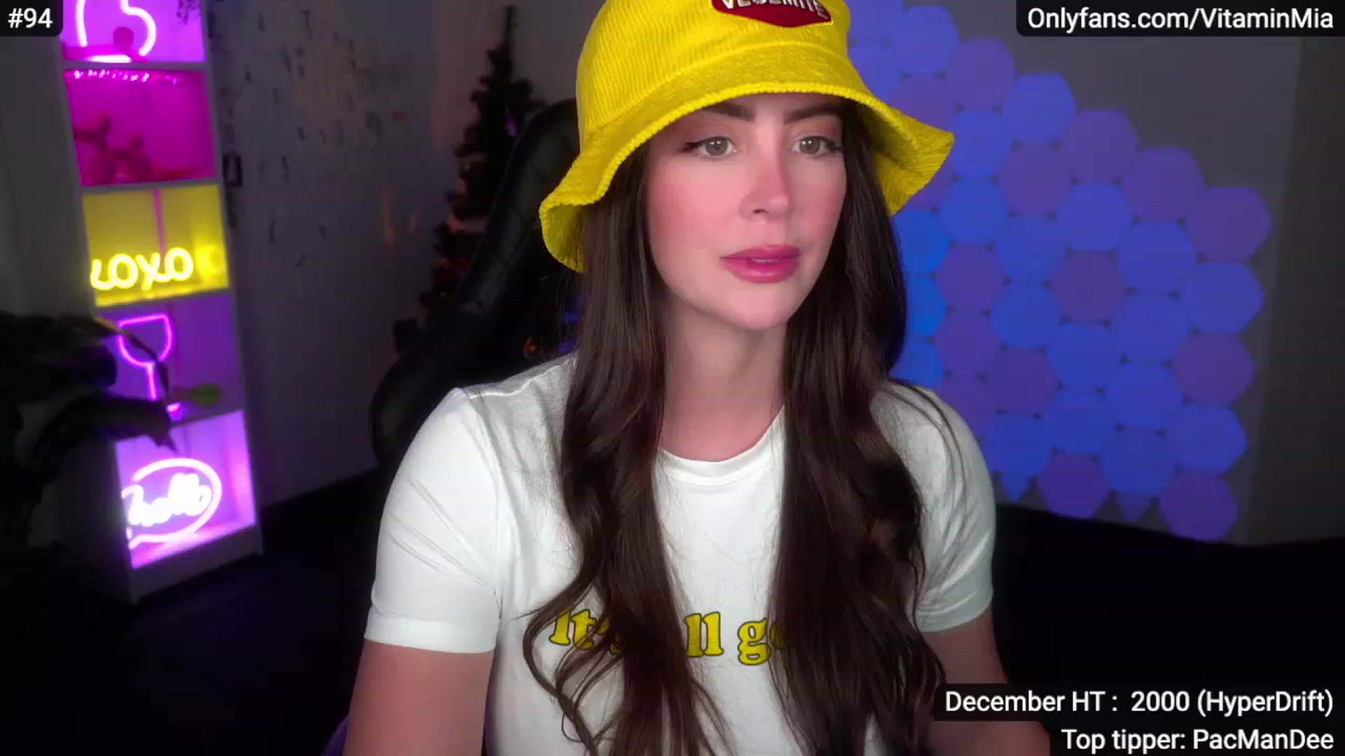 Gallery image thumbnail from MissAustralia's myfreecams stream on, 12/04/2022, 07:14 image 5 of 20
