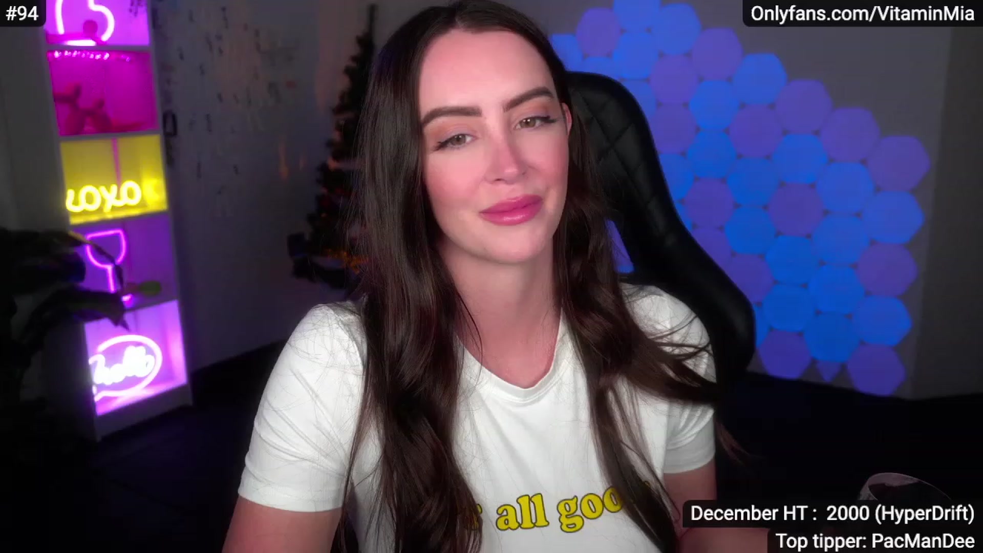Gallery image thumbnail from MissAustralia's myfreecams stream on, 12/04/2022, 07:27 image 13 of 20