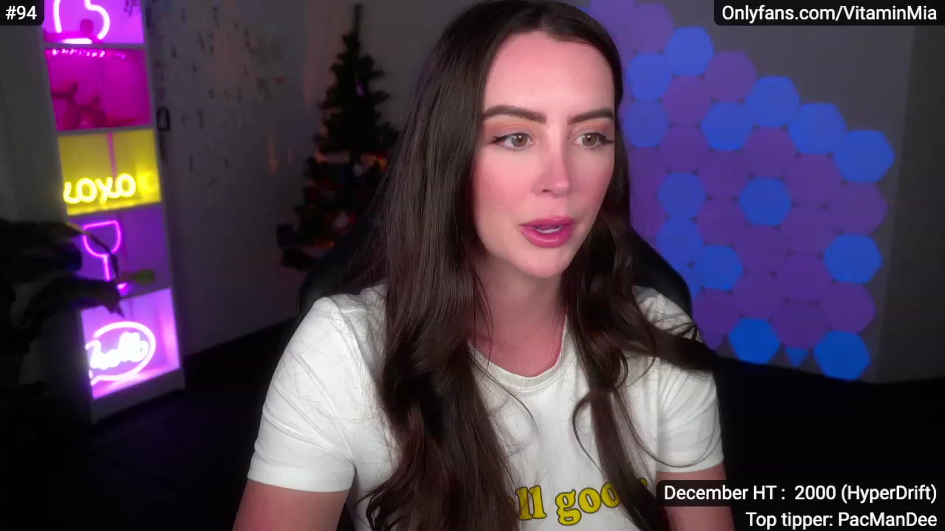Gallery image thumbnail from MissAustralia's myfreecams stream on, 12/04/2022, 07:27 image 10 of 20
