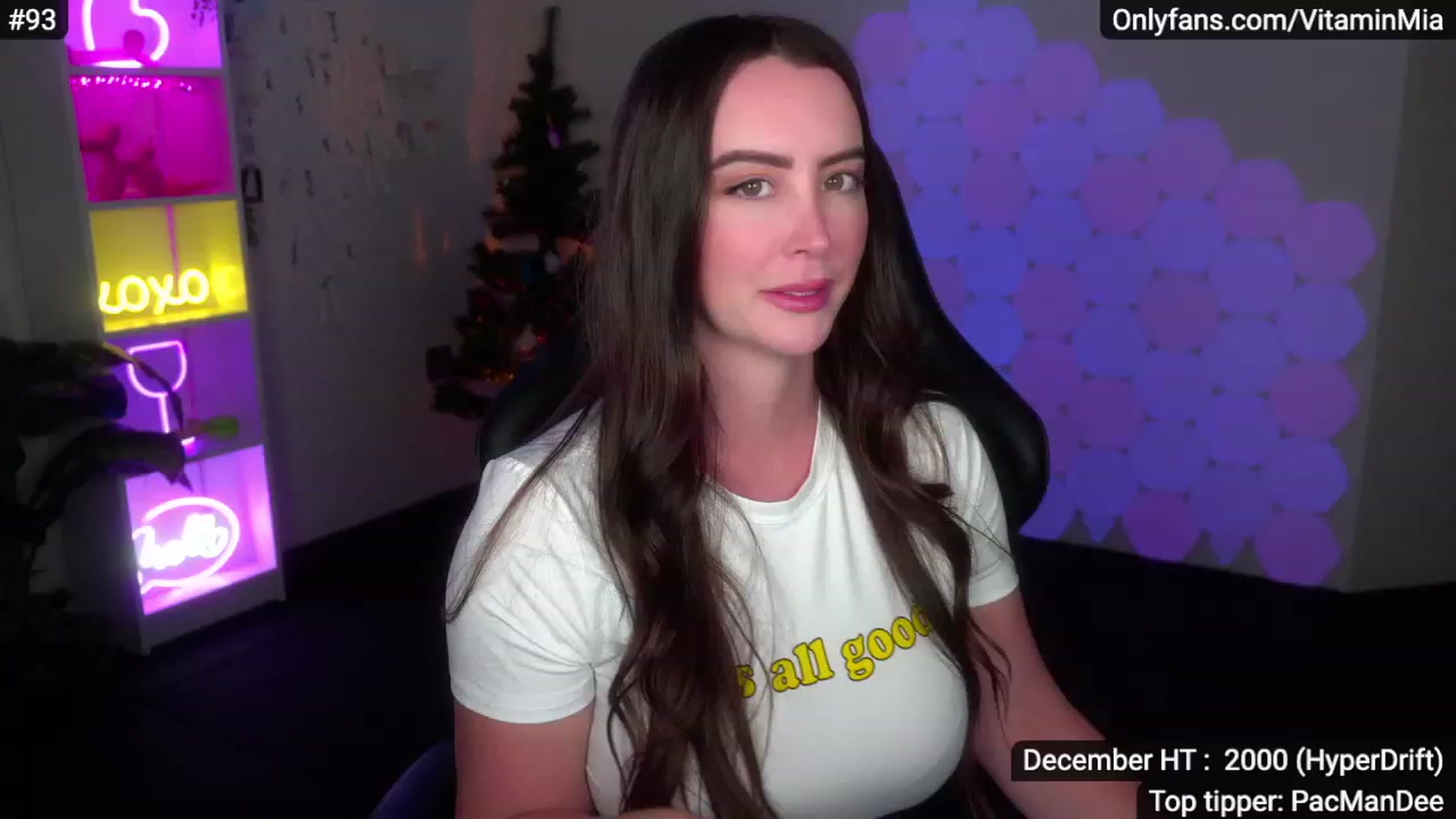 Gallery image thumbnail from MissAustralia's myfreecams stream on, 12/04/2022, 07:27 image 2 of 20