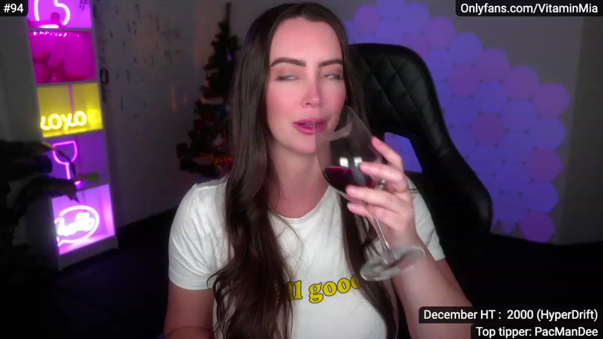 Gallery image thumbnail from MissAustralia's myfreecams stream on, 12/04/2022, 07:27 image 9 of 20