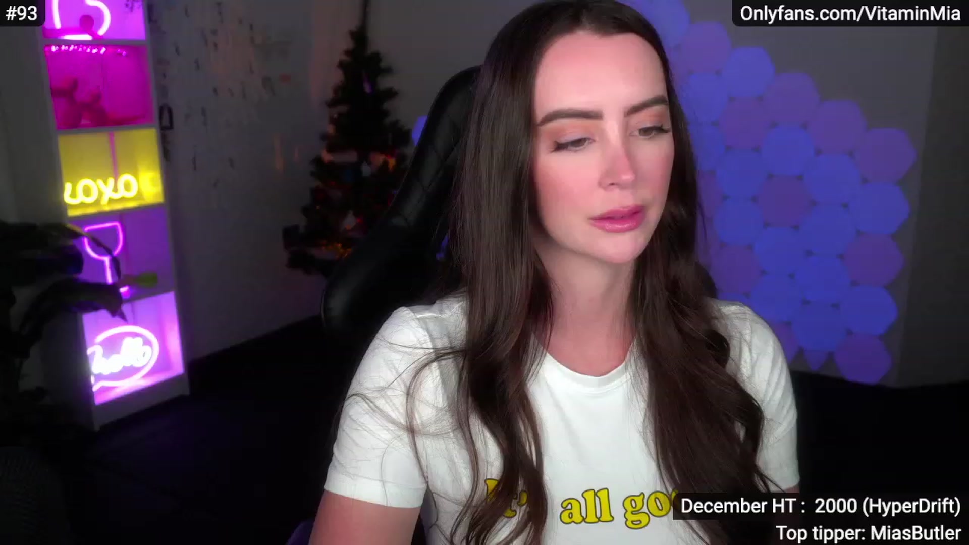 Gallery image thumbnail from MissAustralia's myfreecams stream on, 12/04/2022, 07:53 image 2 of 20
