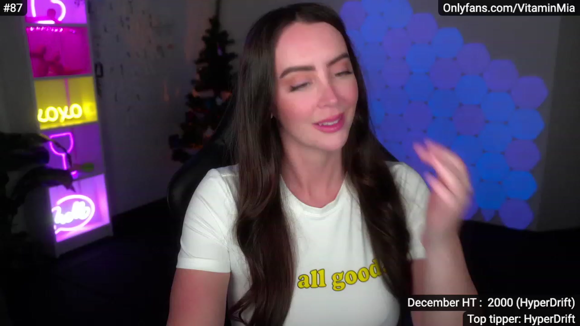 Gallery image thumbnail from MissAustralia's myfreecams stream on, 12/04/2022, 07:53 image 9 of 20