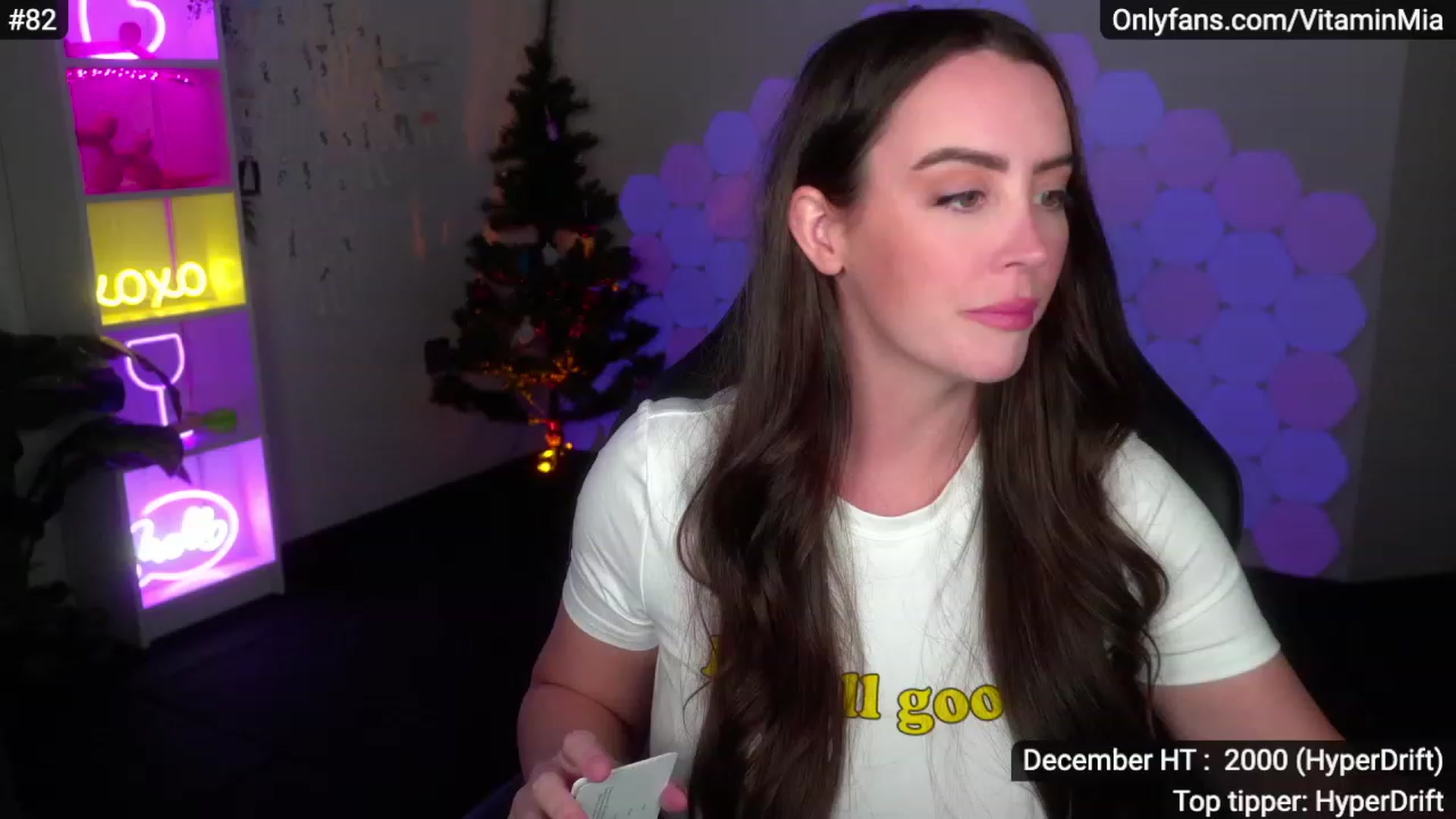 Gallery image thumbnail from MissAustralia's myfreecams stream on, 12/04/2022, 08:17 image 6 of 20