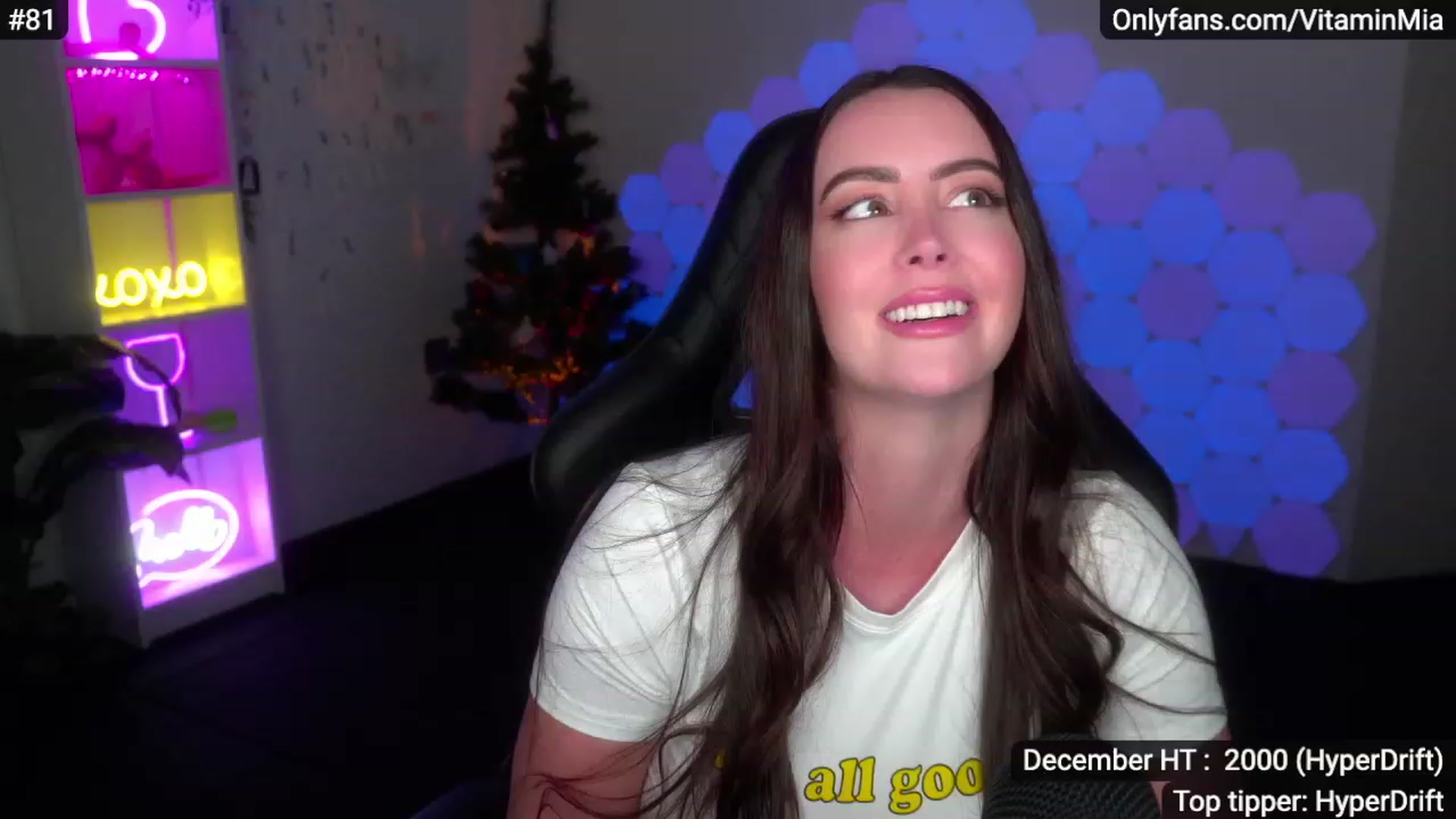 Gallery image thumbnail from MissAustralia's myfreecams stream on, 12/04/2022, 08:17 image 14 of 20